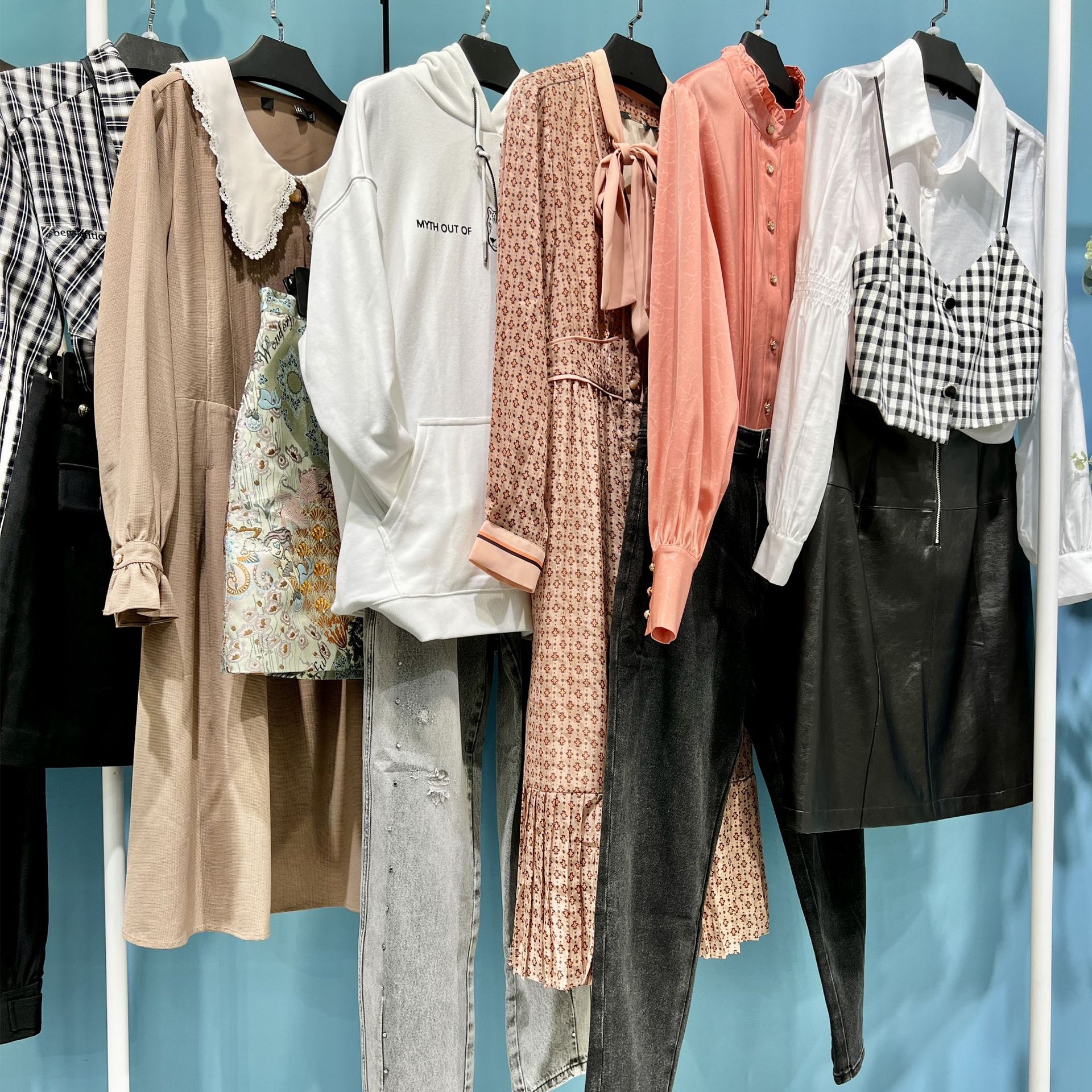 特价女装秋冬款