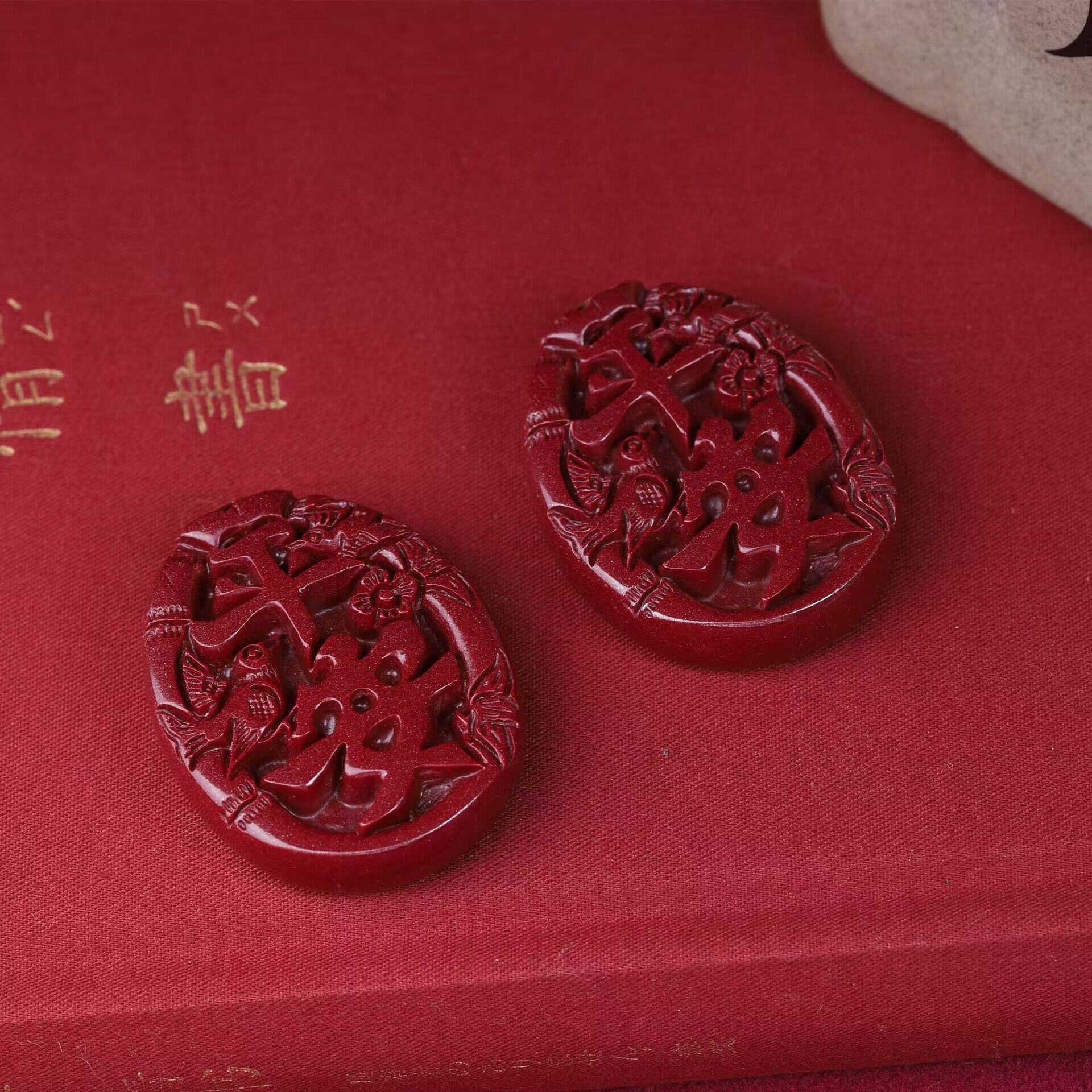 原矿朱砂紫金砂无事牌平安吊坠挂件喜鹊报喜项链车挂毛衣链-阿里巴巴