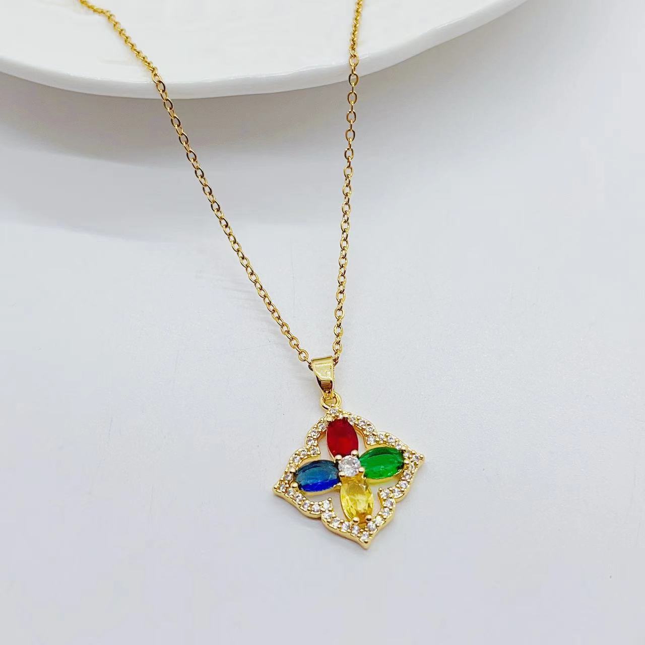 Europe and America Cross Border New Colorful Zircon Clover Light Luxury Simple Personality All-Match Light Luxury Necklace Clavicle Chain