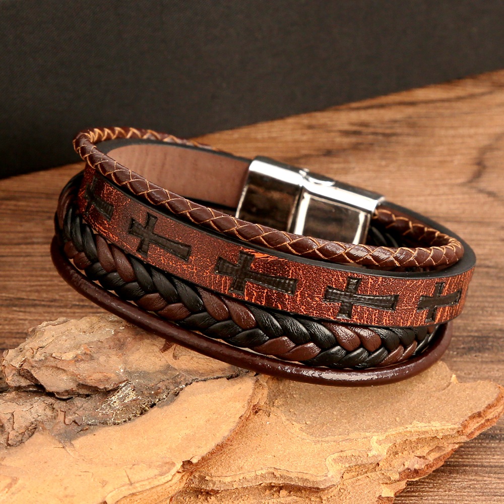 Cross-Border New Arrival European and American Fashion Men's Bracelet Leather Handmade Leather Woven Bracelet Men's Alloy Buckle Ornament Wholesale