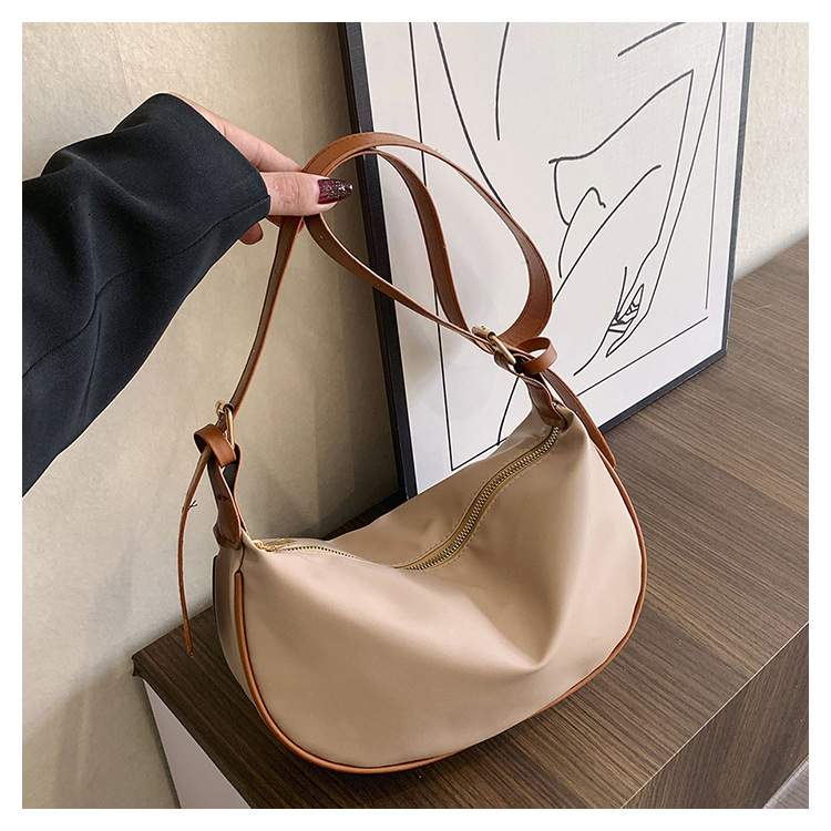 Amy Rabbit Women's Bag 2023 New All-Matching Western Style Fashion Simple Dumpling Bag Commuter Shoulder Messenger Bag New