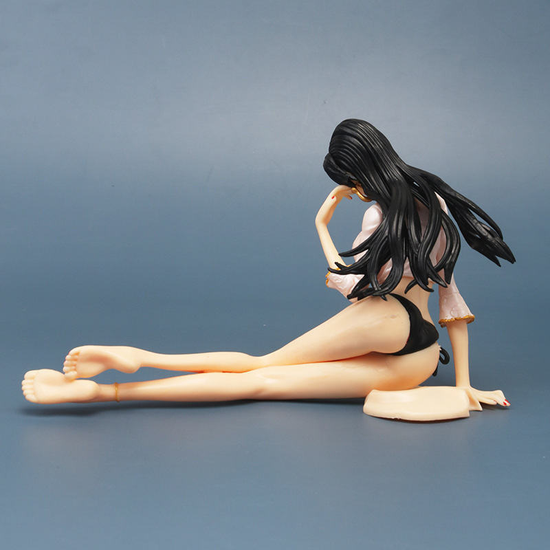 海贼王坐姿泳装女帝汉库克公仔车载桌面蛋糕手办摆件