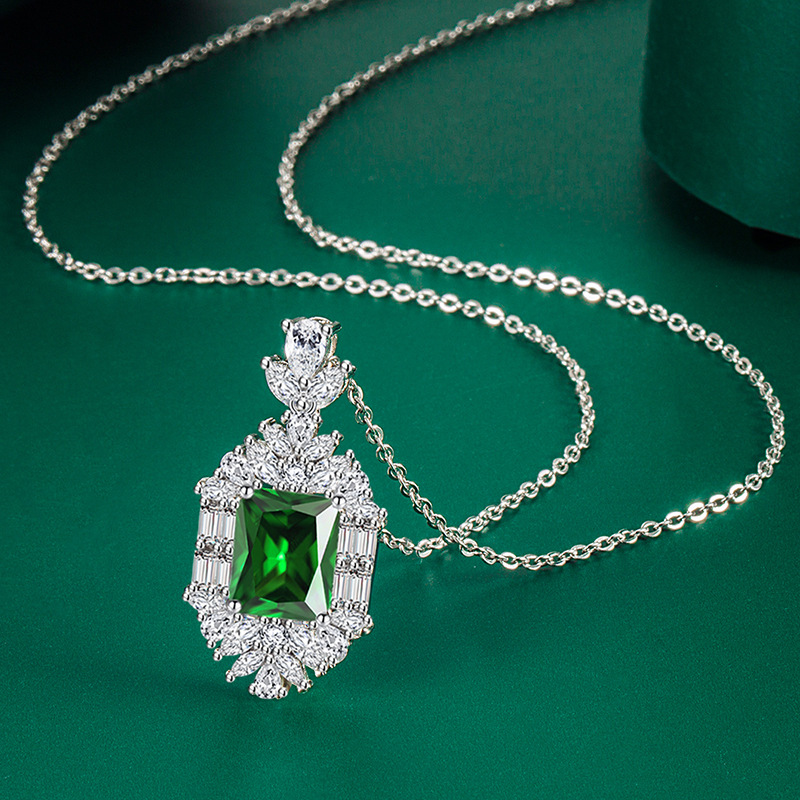 跨境货源祖母绿公主方钻吊坠欧美奢华宴会订婚彩宝锆石项链热卖款