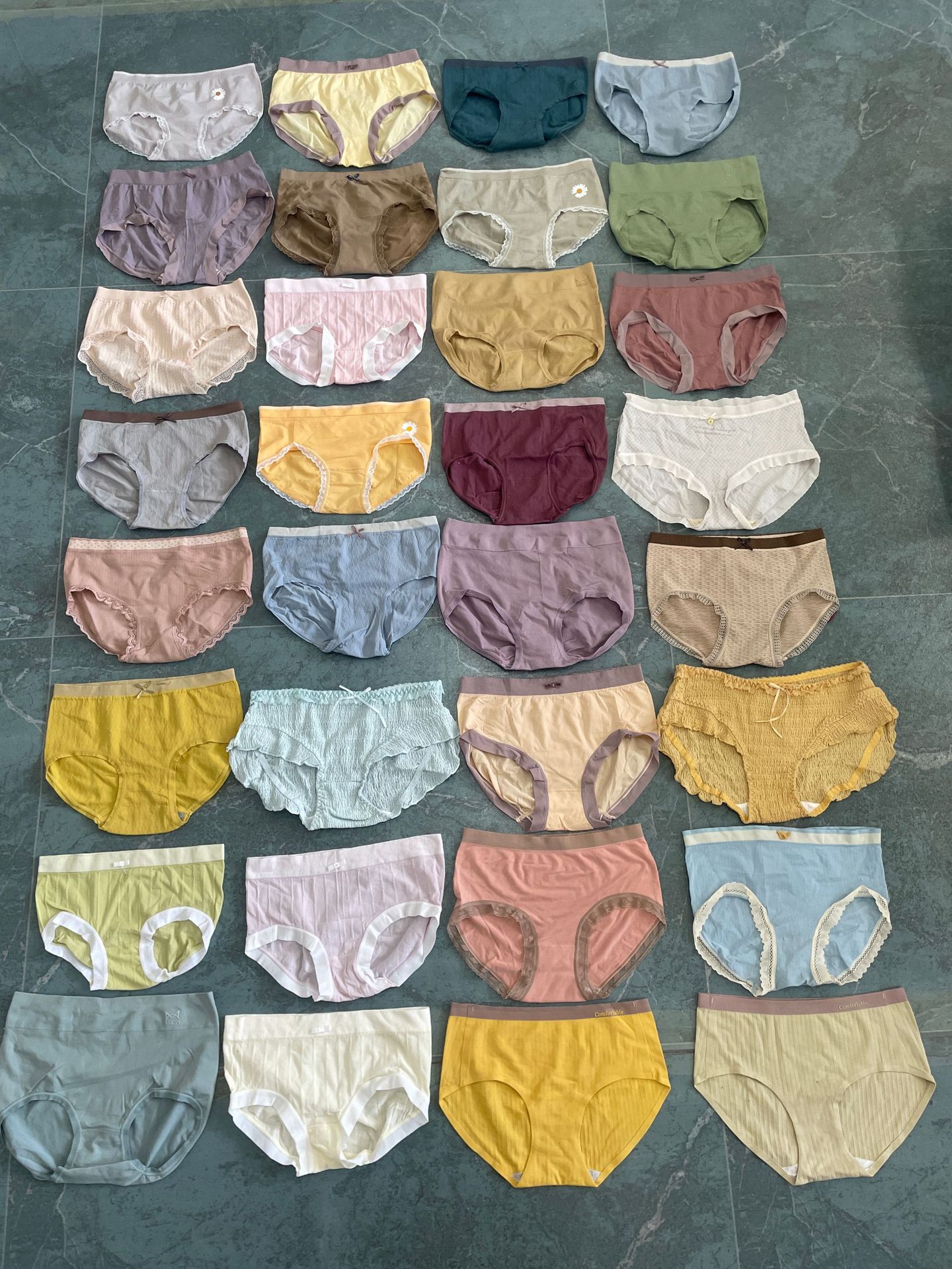 stock miscellaneous underwear women‘s live supply nude cotton lace pure cotton modal physical stall tail goods wholesale