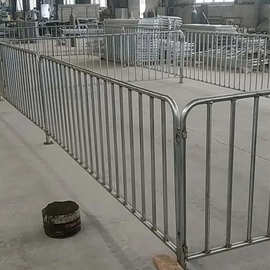 猪圈围板 圆钢材质 多猪位带食槽育肥围栏 猪舍育肥大栏