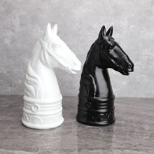 简约现代树脂黑白马头样板房售楼部客厅书桌桌面软装饰品摆件