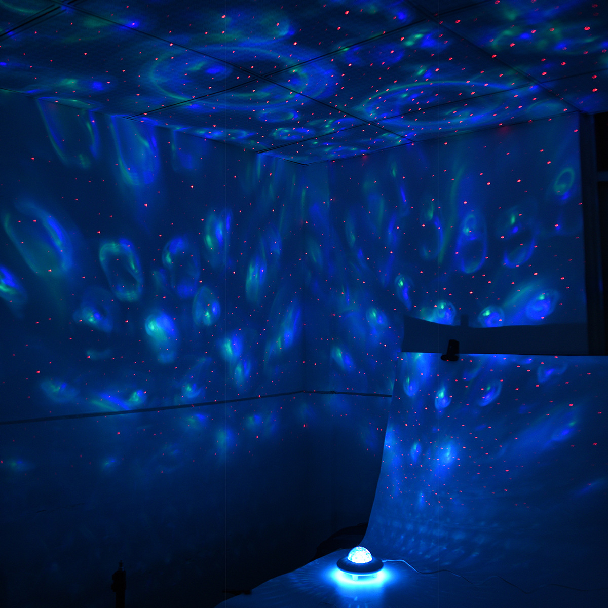 ufo星空投影灯充电星空投影 蓝牙音响灯 梦幻飞碟圣诞礼物灯