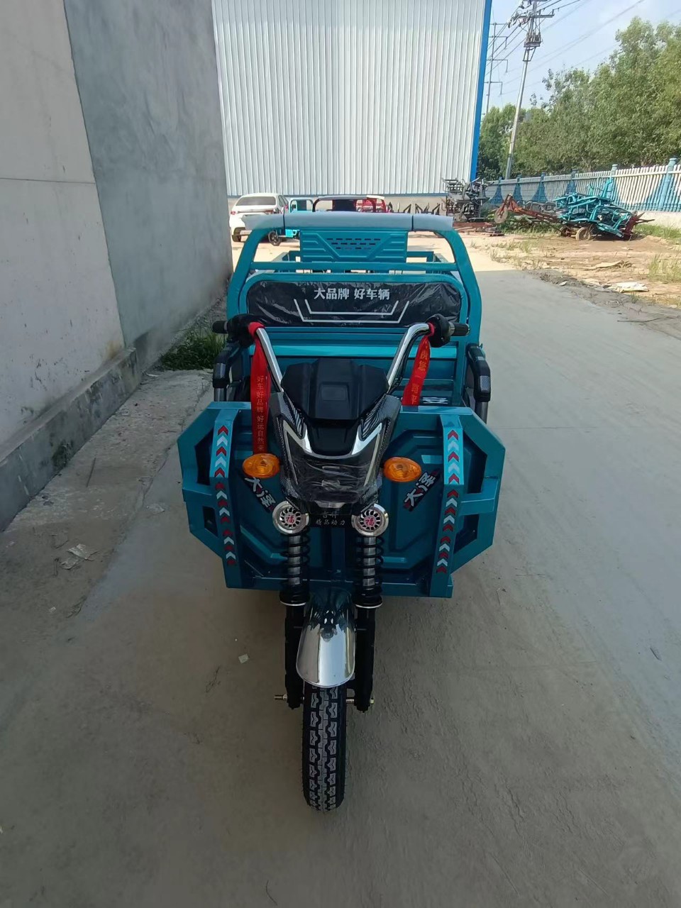 拉人拉货老人代步电三轮摆摊后开电动三轮车工地快递三轮车爬坡王