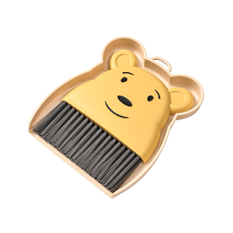 Cute Bear Desktop Brush Multifunctional Brush Storage Hanging Brush Suit Desktop Cleaning Brush
