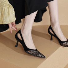 欧美时尚蕾丝网纱镂空气质性感高跟鞋尖头浅口细跟中跟单鞋女大码