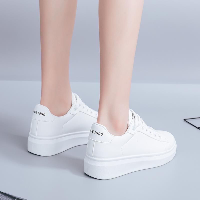 Women's Shoes All-Match White Shoes Women's Thick Bottom 2022 Spring Tide Flat Shoes White Casual Shoes Breathable Board Shoes