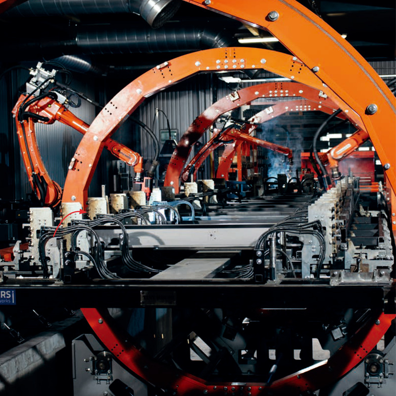 汽车拖车焊接机器人