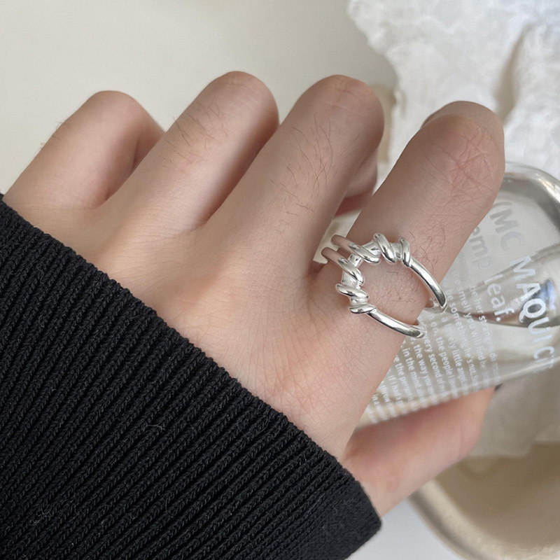 Xiaohong Book Blogger Same Style Accessories Ring Special-Interest Design High Sense Elastic String Small Pieces of Silver Ring Female Simple Style