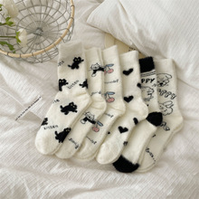 秋冬季韩系奇趣卡通动物水貂绒中筒袜女ins可爱保暖睡眠地板袜子