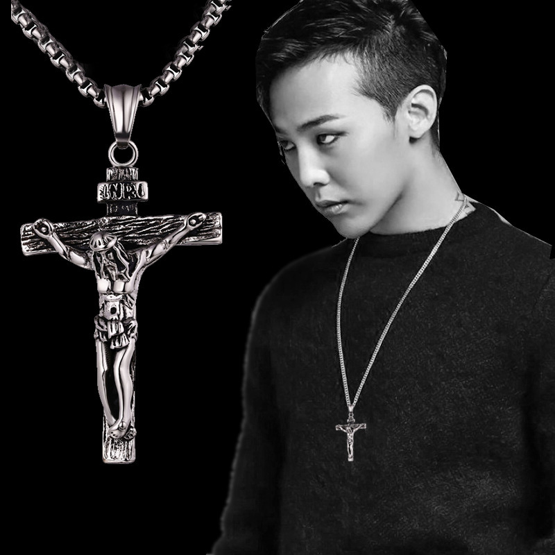 欧美宗教天主教基督十字架钛钢吊坠权志龙同款耶稣项链不锈钢饰品