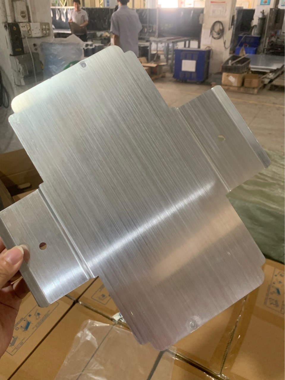 拉丝铝板激光切割折弯压钉镭射,非标铝板定制件,机箱机柜