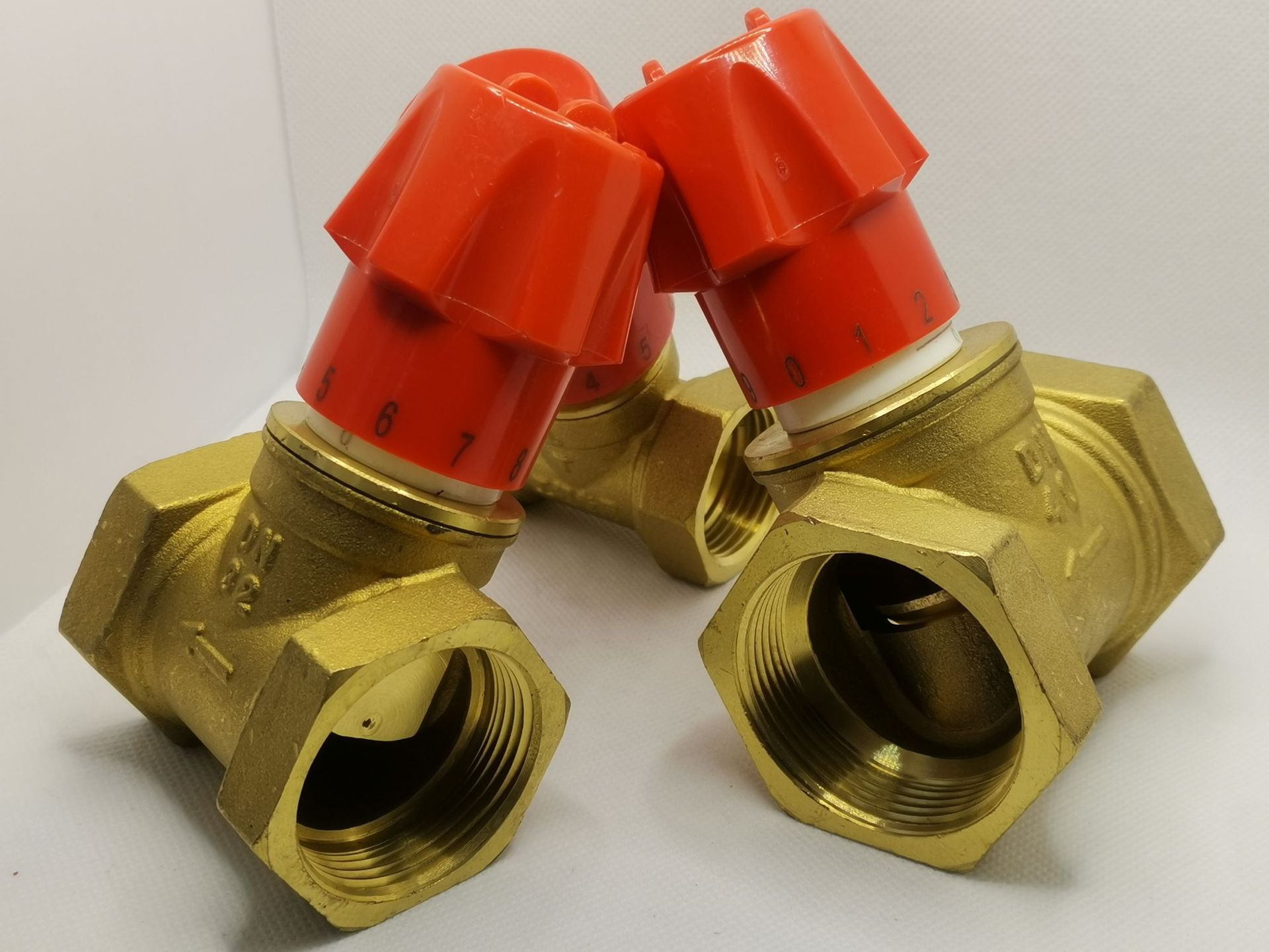 厂家现货批发黄铜手动内丝内流流量调节阀硬密封工程暖气调节印制