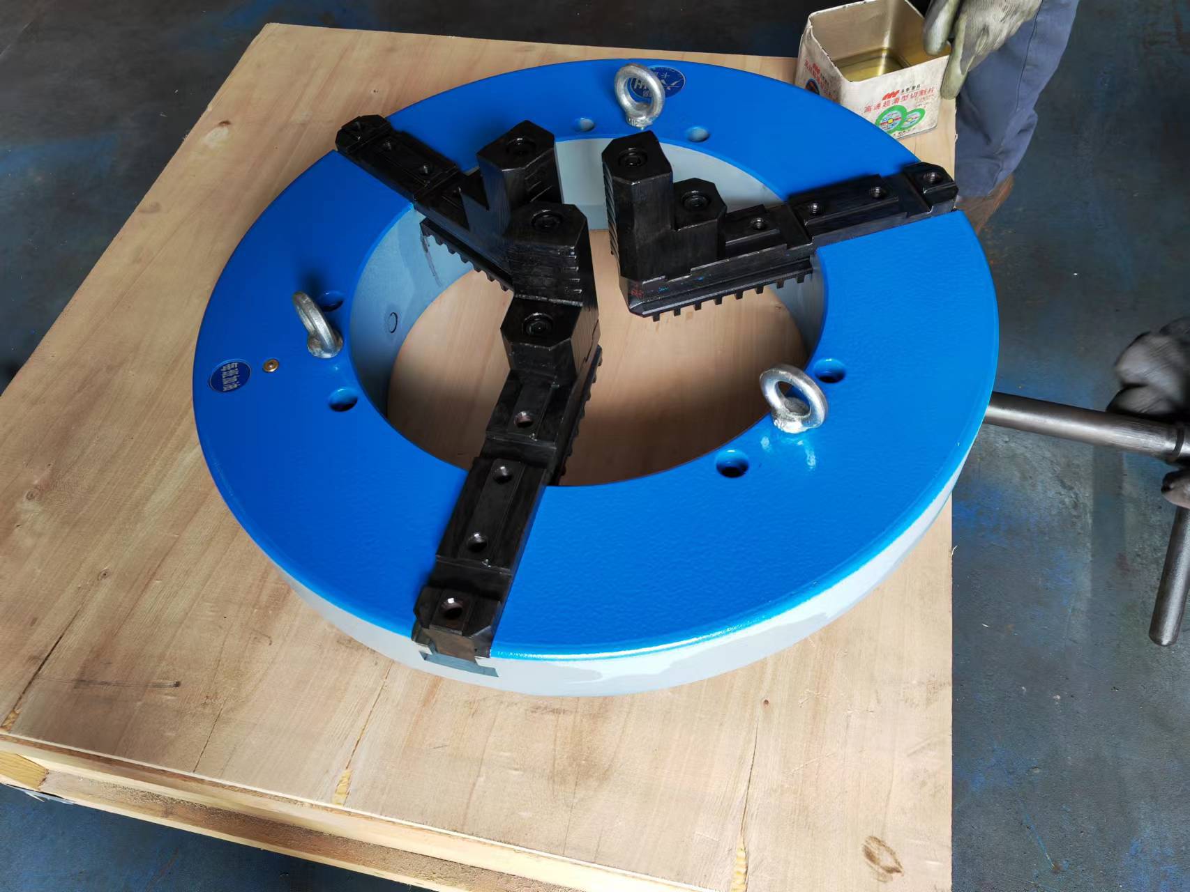 厂家供应wps960大通孔自定心焊接卡盘,重型卡盘,三爪 四爪卡盘