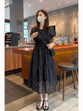 2023夏季新款气质泡泡袖高端精致小个子黑色波点天丝连衣裙子女装