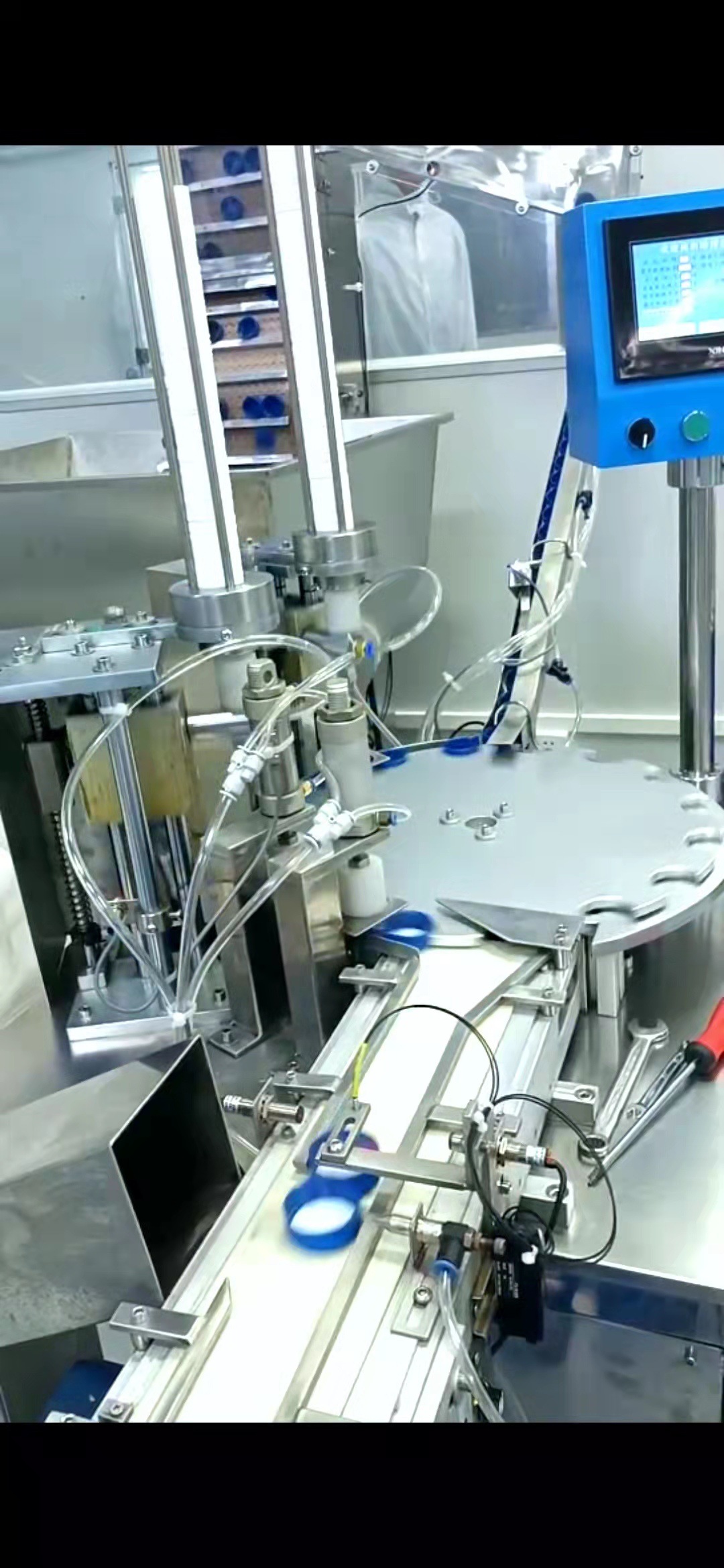 瓶盖加垫片机.全自动瓶盖入垫机.