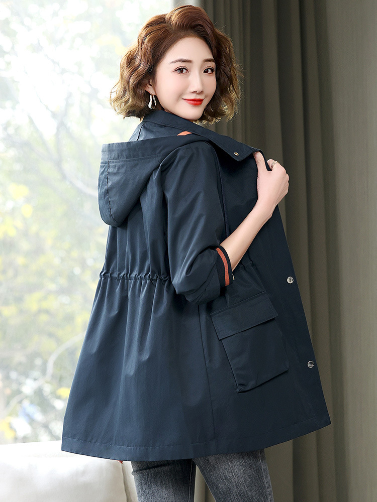 风衣女2022年新款春秋季流行休闲时尚大码女装连帽薄款外套中长款