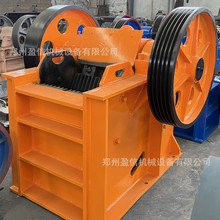 移动鄂式破碎机产量 时产量30-60吨碎石机 石料生产线粗碎设备