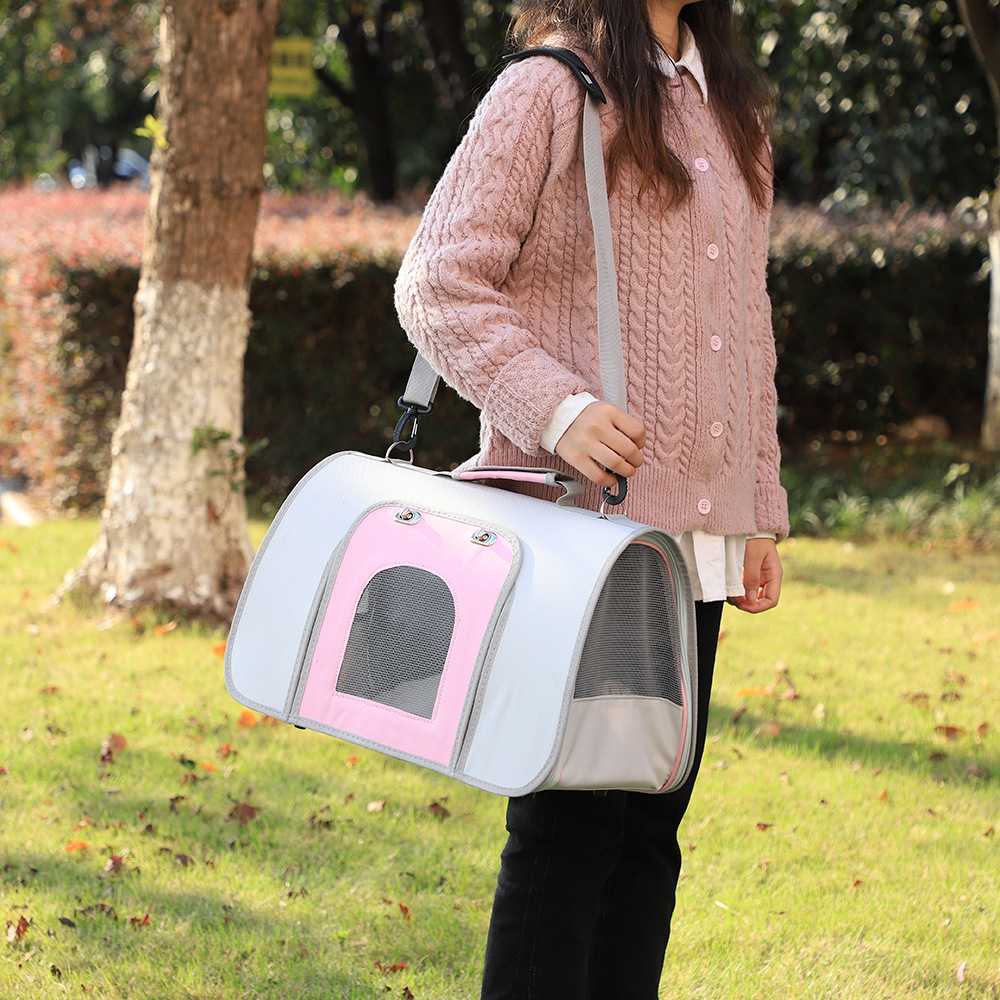 猫包横版大容量狗包宠物包外出便携单肩透气手提包太空舱现货批发