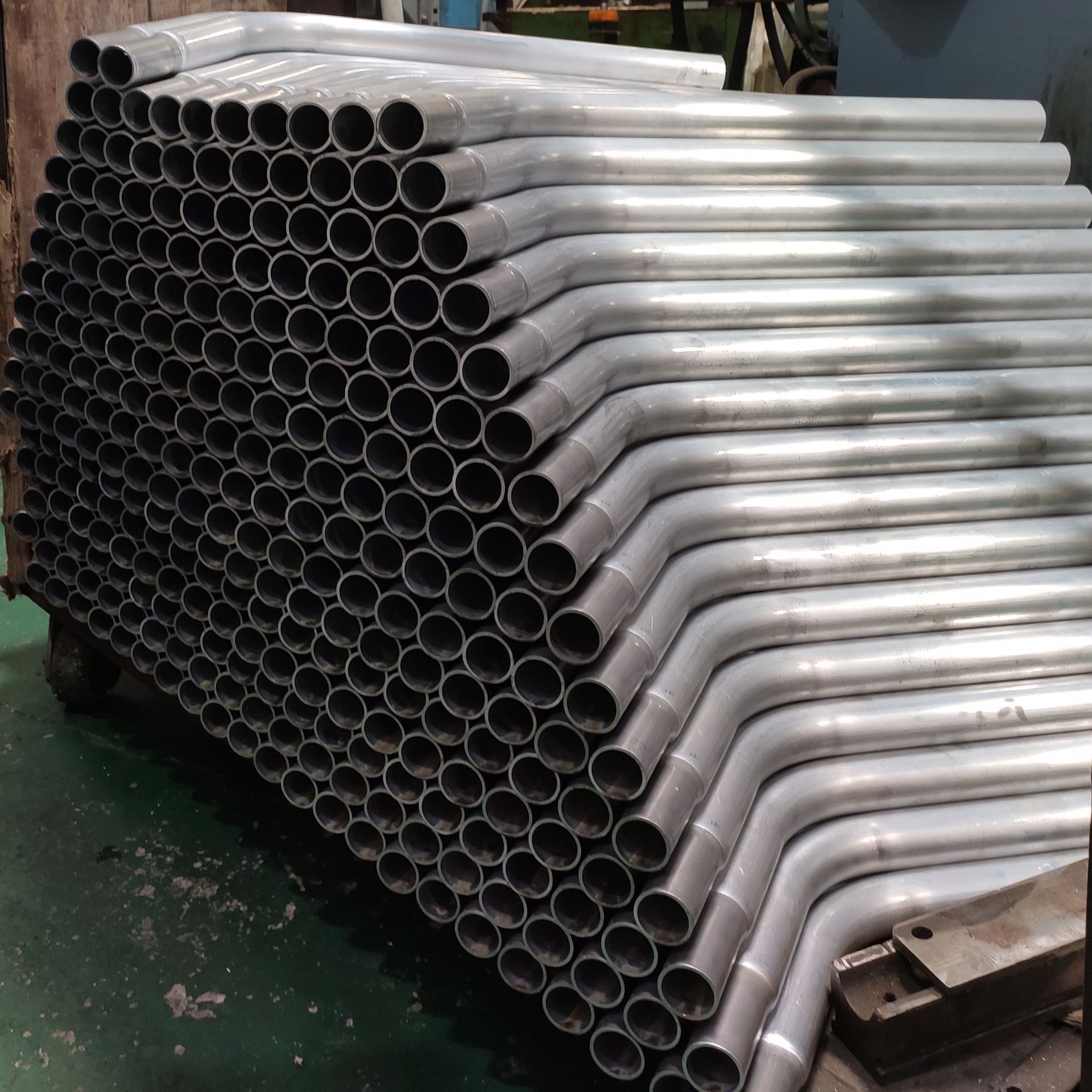 厂家提供铝管扩缩口加工铝合金管端成型加工缩管缩口