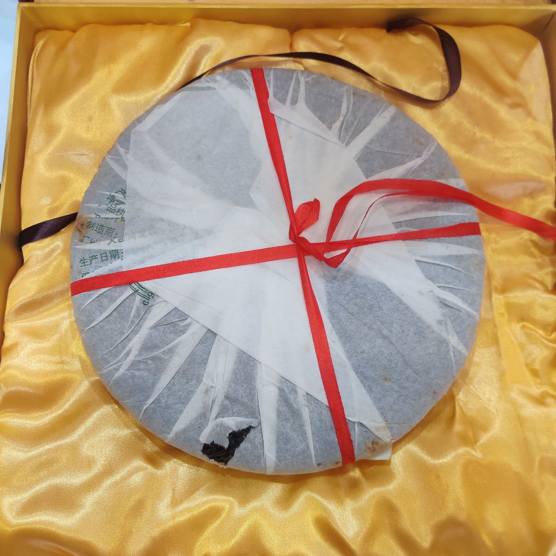 云南普洱茶一手货源2006年1000克大饼龙园号大马帮1号生茶