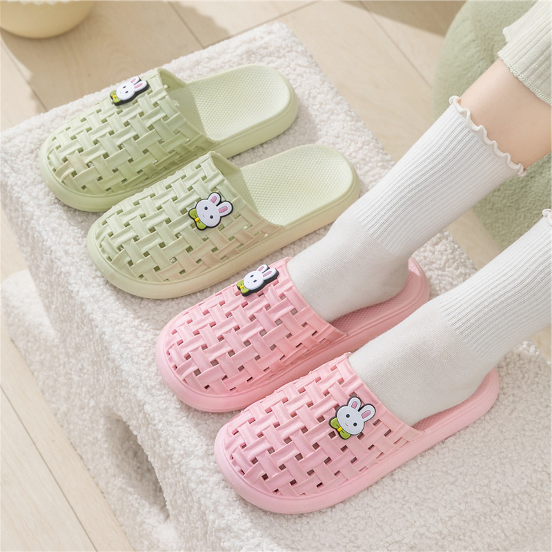 Summer Closed Toe Slippers Women's Bathroom Bath Home Indoor and Outdoor Slip-Resistant Flat Beach Hole Shoes Women's