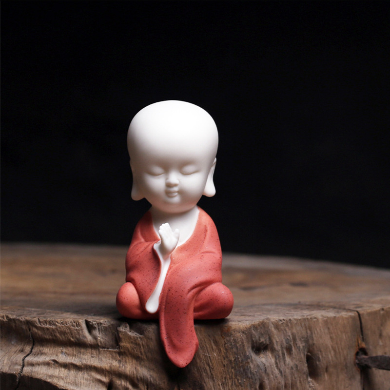 陶瓷可爱沙弥小和尚白瓷小摆件萌版小人物家居桌面玄关禅意装饰品