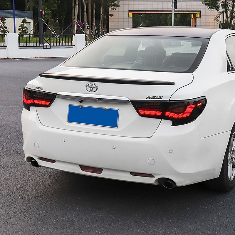 00元100件可售- 丰田锐志_2010-2019款_10-13锐志:led熏黑尾灯总成