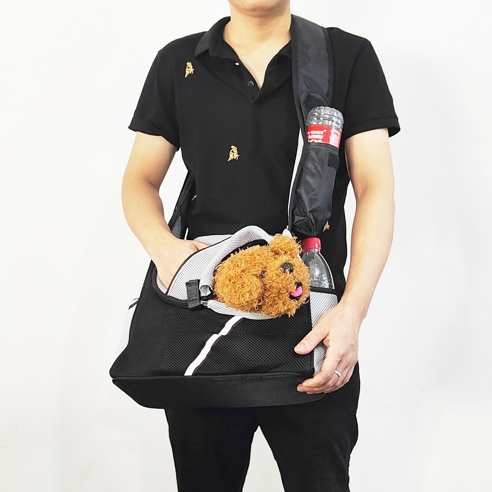 露头式宠物包猫狗斜跨包透气舒适猫背包便携宠物外出四季网布背包