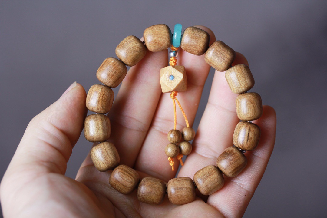 澳洲新山檀香女款桶珠手串老料佛珠 檀香木12*12桶珠 一件代发