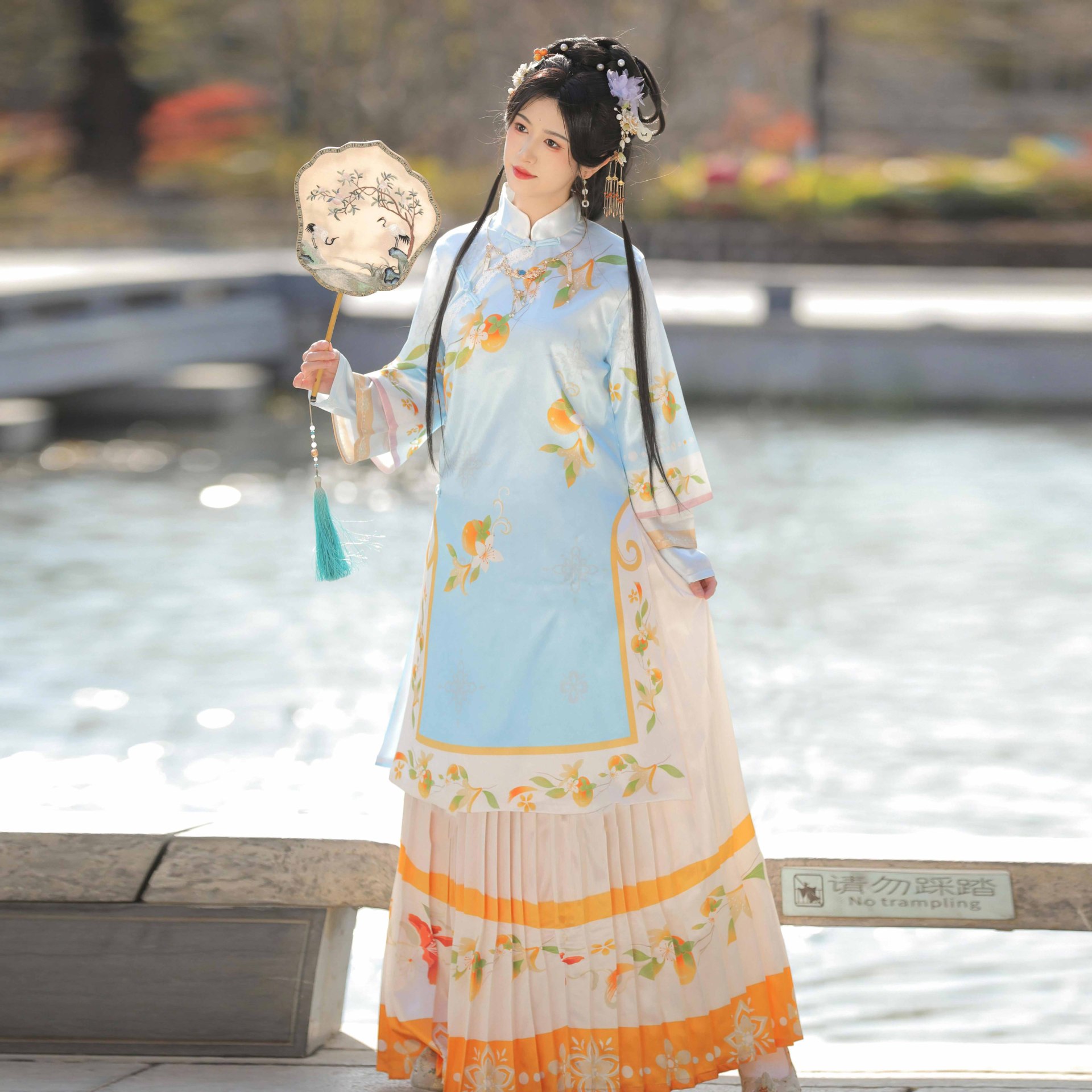 新款原创清朝服古装刺绣全套马面惊鸿裙凤尾裙个人写真摄影非汉服