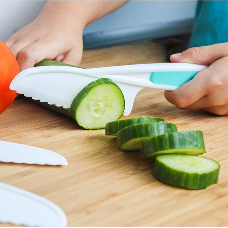 Kitchen Children's Knife Three-Piece Set Children's Cake Fruit Vegetable Cutter Suit