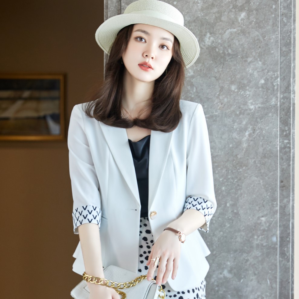 2022春夏新款白色小香风气质翻领小西装中袖外套女酒店银行工作服