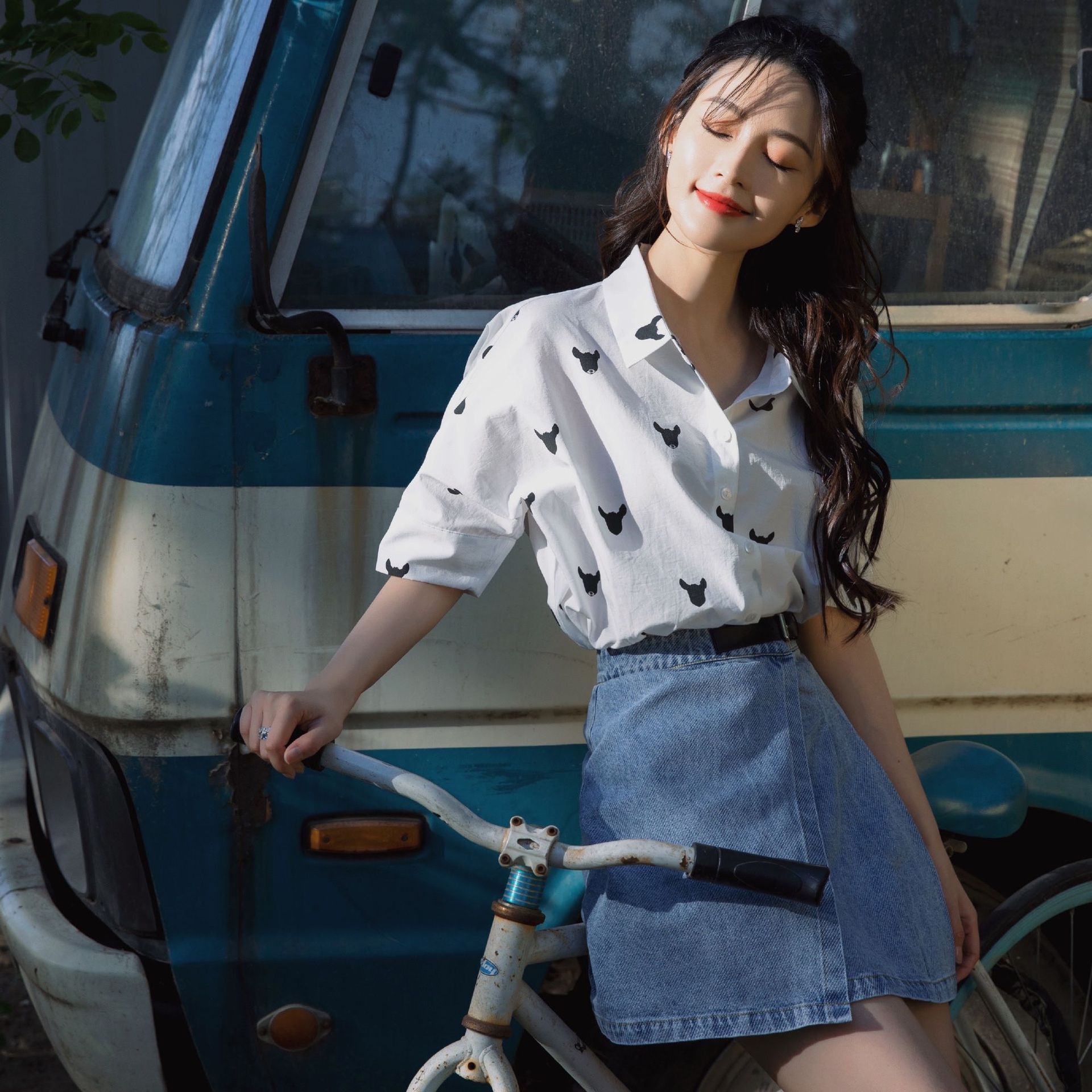 李沁同款2021夏季新款宽松休闲白色单排扣印花宽松衬衫上衣女代发