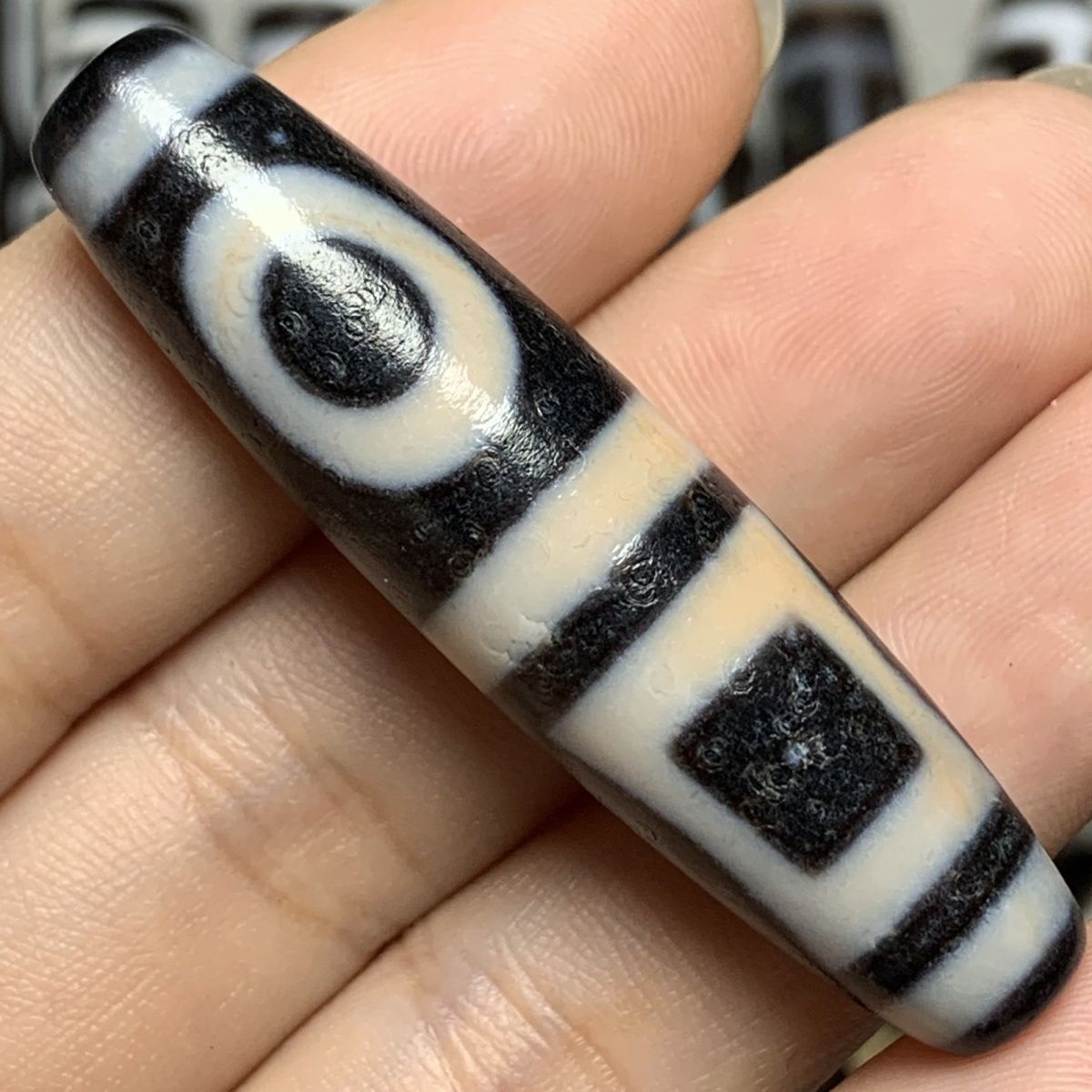 一物一图 天然玛瑙真品黑白高油朱砂两眼双天地天珠吊坠男女文玩