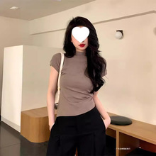 大码港风性感半高领短袖t恤女夏季打底衫胖妹妹显瘦短款辣妹上衣