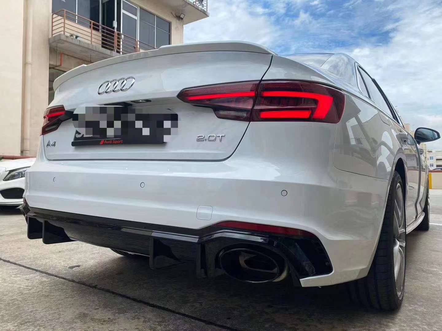 17-19款适用于奥/迪a4l改装rs4后杠保险杠大包围前脸黑武士蜂窝