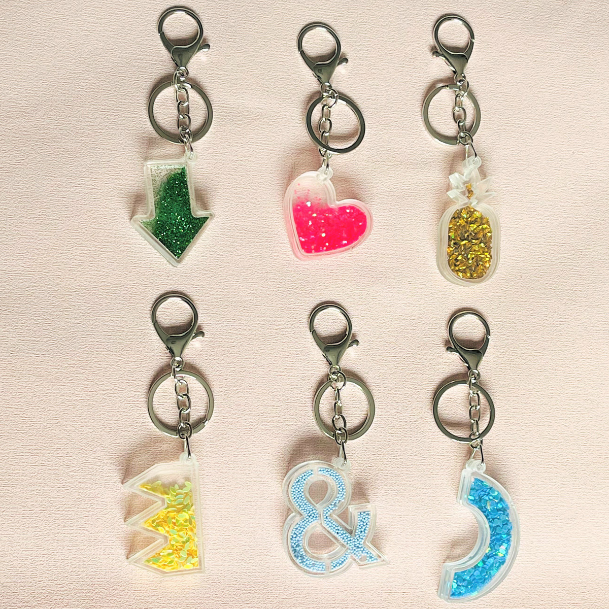 亚克力水果爱心透明钥匙扣闪粉包饰挂饰个性夸张彩色ins挂件批发