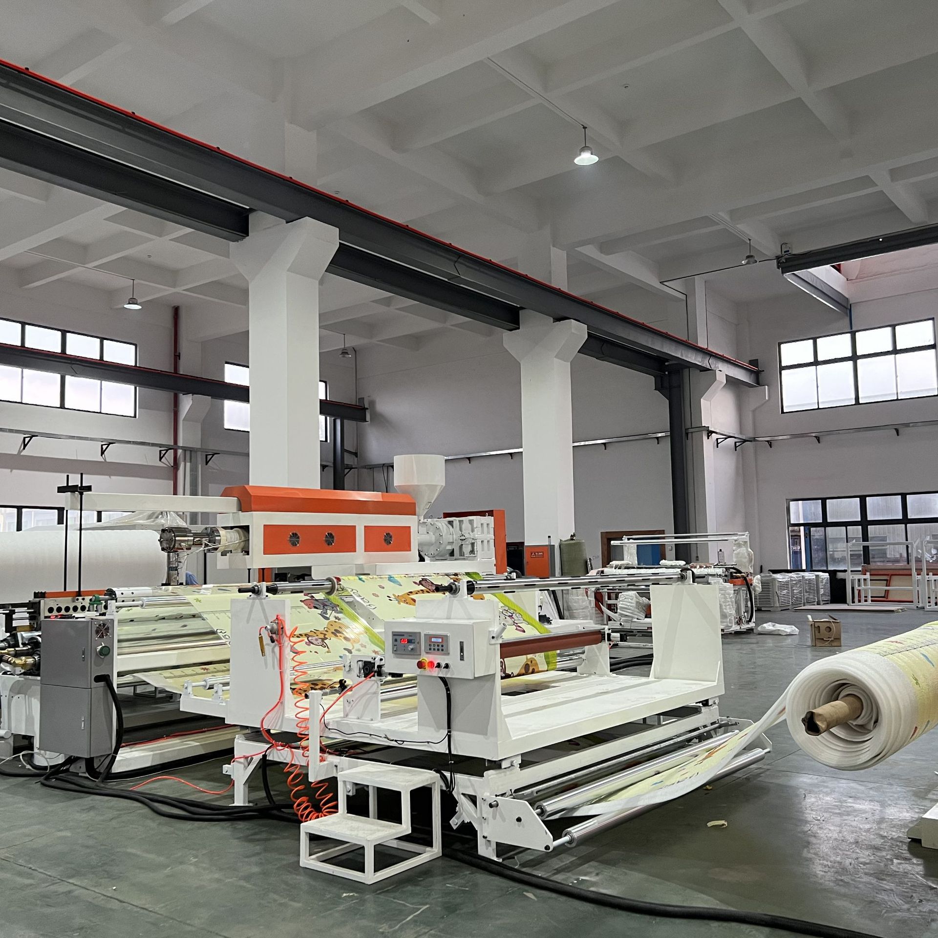 厂家直销 自动化珍珠棉淋膜机 机爬爬垫淋膜机 快速淋膜 高效节能