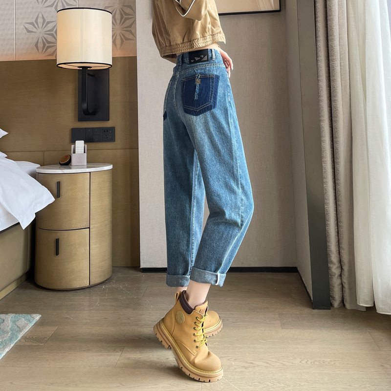 9980 plus Velvet Thickened Harem Jeans Female 2023 New Contrast Color High Waist Slimming Loose Raddish Dad Jeans