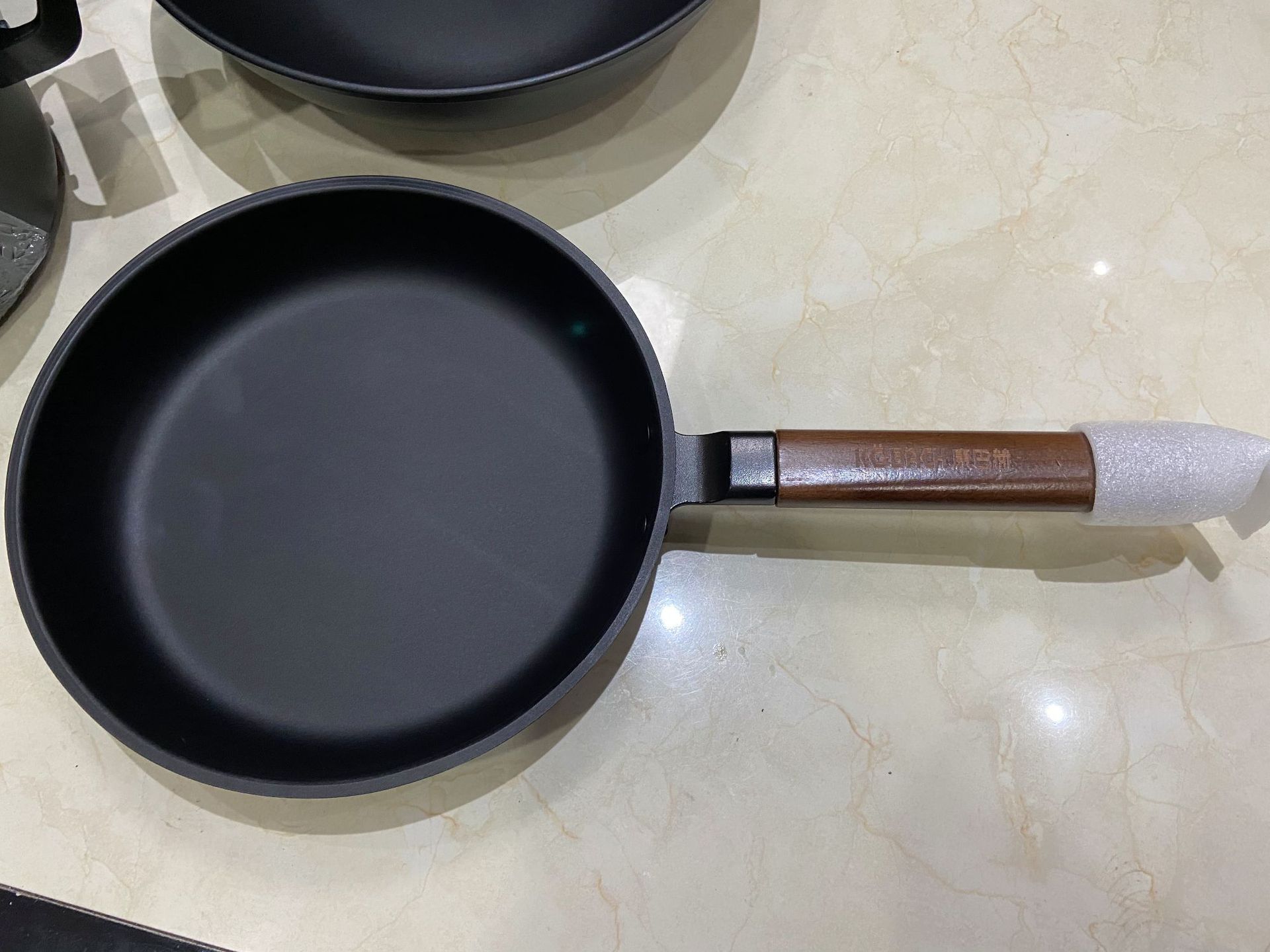 康巴赫传统老铁锅三件套