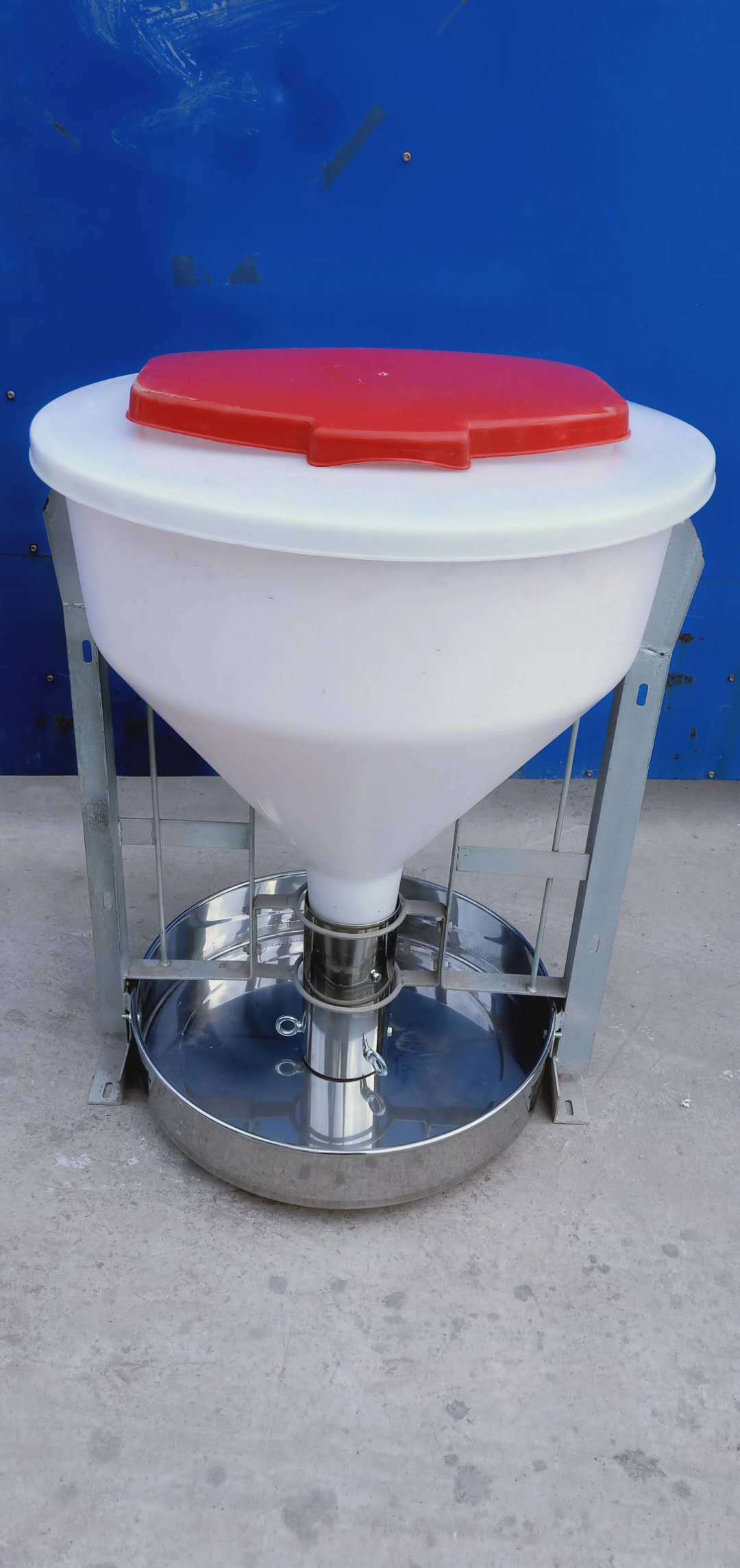 新型猪用自动料槽