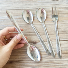 M204勺子家用吃饭不锈钢汤勺商用吃西瓜勺调羹匙儿童冰粉小铁勺