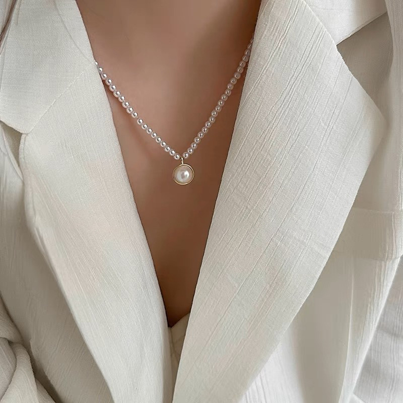 Ni Ni Same Style Pearl Necklace for Women Light Luxury Temperament High-Grade Clavicle Chain 2024 New Popular Niche Necklace