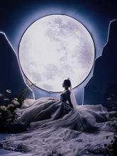 婚庆月亮灯灯箱婚礼发光月球道具拍照区现场布置舞台背景户外铁艺
