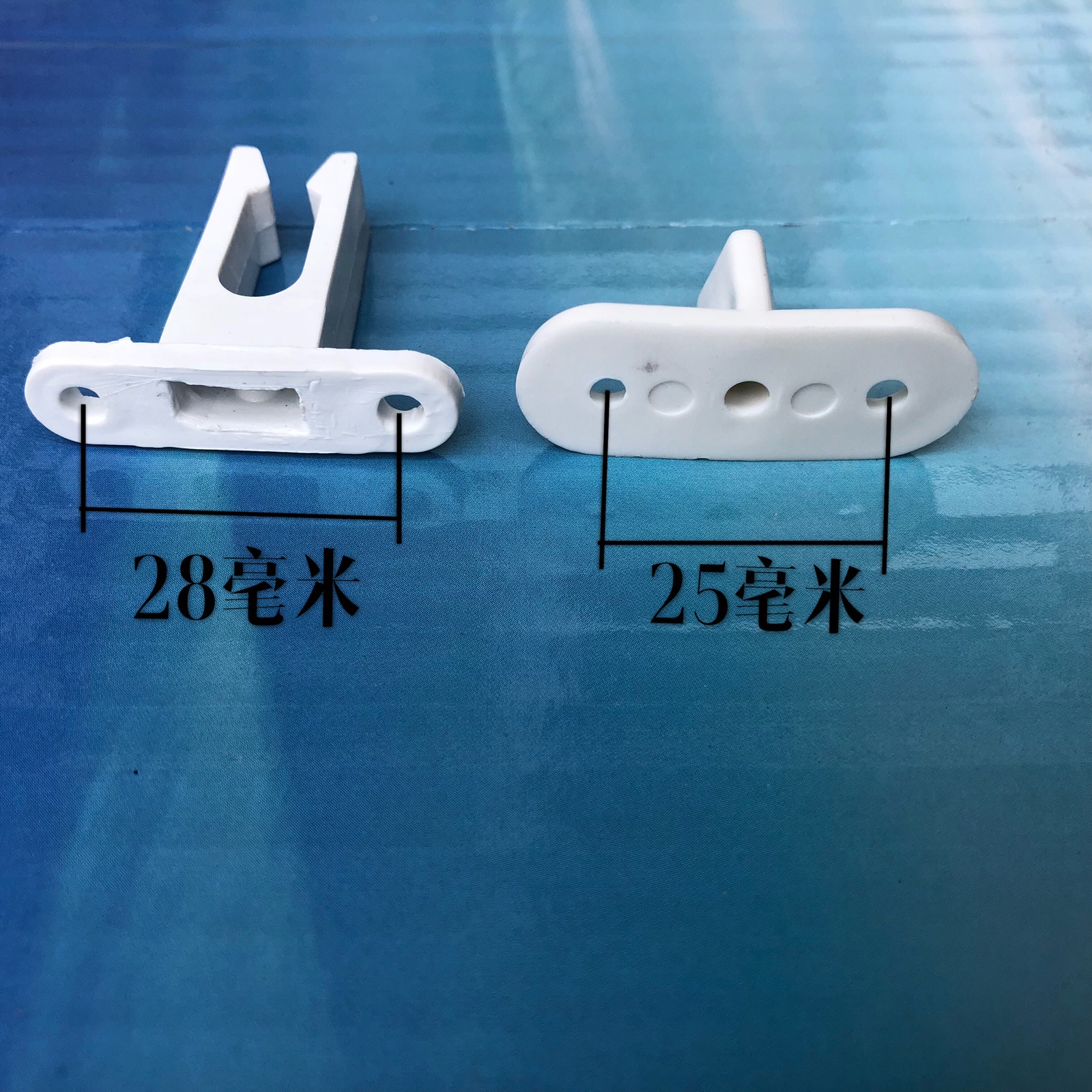 纱扇纱窗卡扣 碰卡固定塑料老式窗户挡扣防开扣 沙窗锁扣 纱窗锁